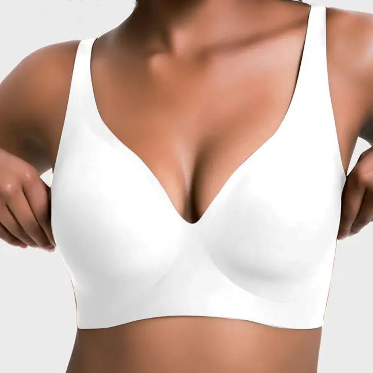 Elevate Your Comfort: EOJN Wireless Deep V Bralettes - Seamless Push-Up Bras for Everyday Elegance